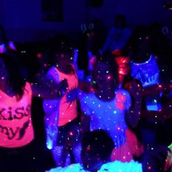 neon-2 neon-2